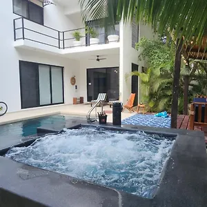 Villa Azul Luxury For Less